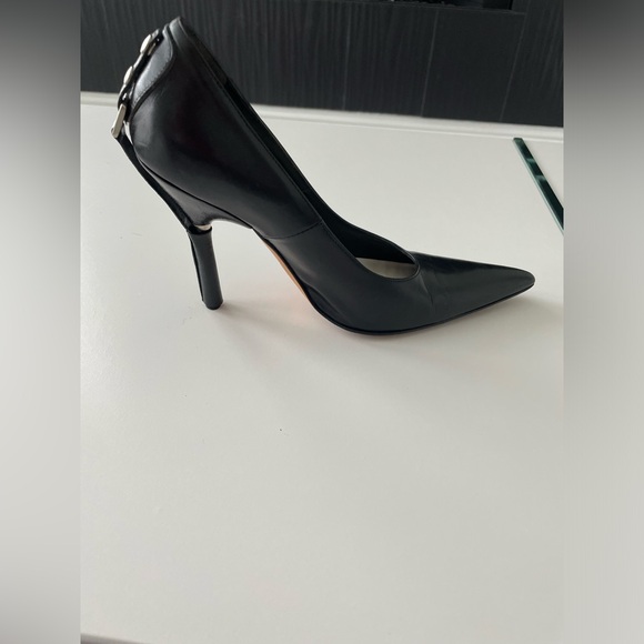 GIANFRANCO FERRE BLACK LEATHER HIGH HEELS SIZE EU37.5 US7.5 - Picture 6 of 16